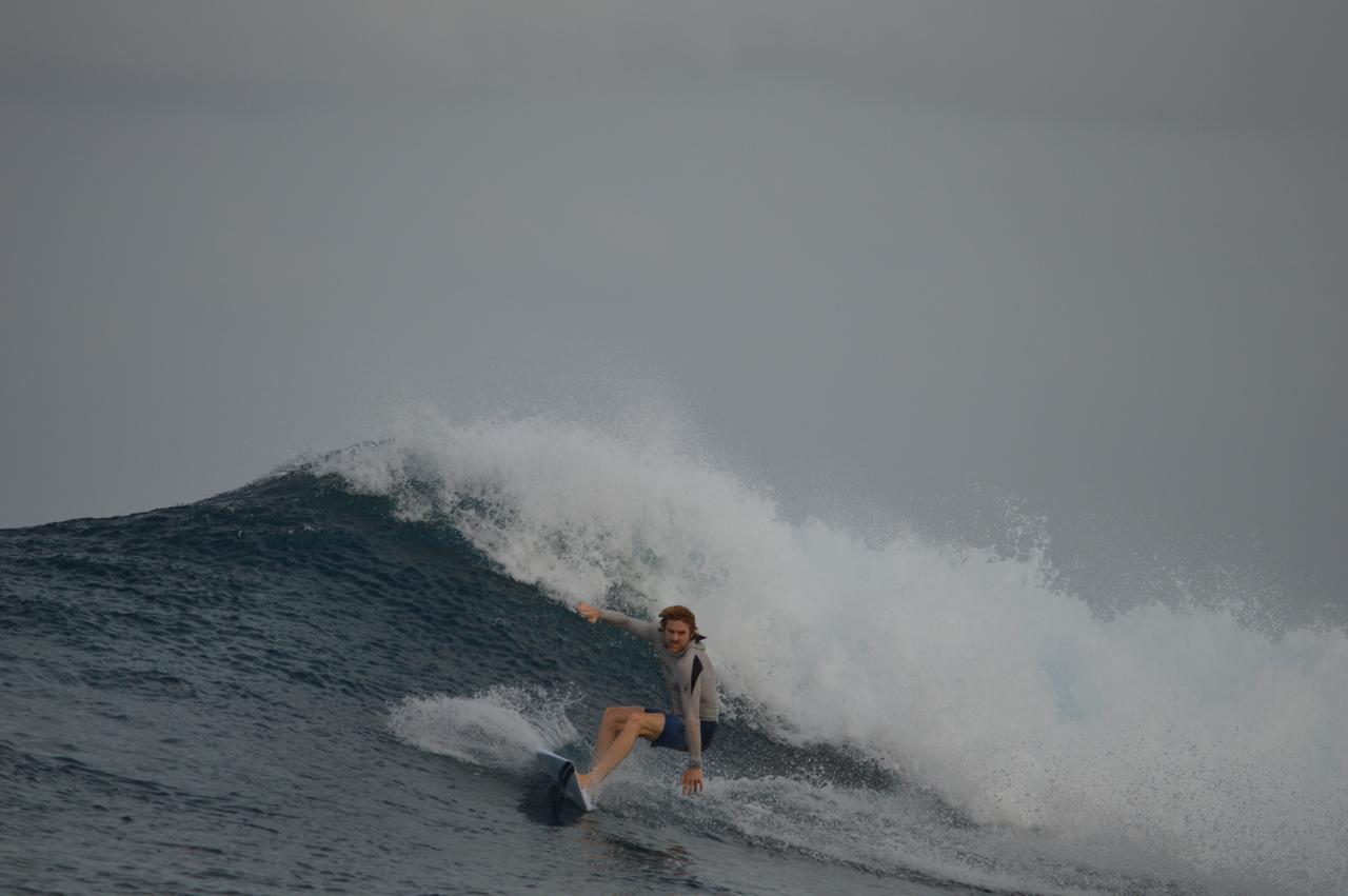 萨勒斯度岛 Surf Trip Maldives酒店 外观 照片