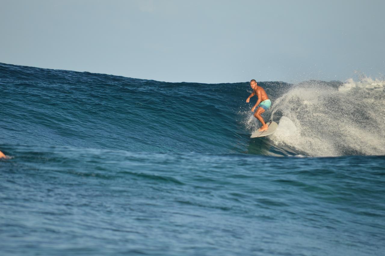 萨勒斯度岛 Surf Trip Maldives酒店 外观 照片